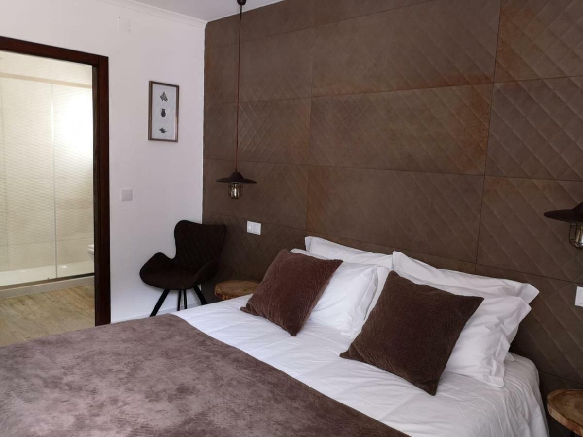 Guilhim Guest House Nazaré Exterior photo